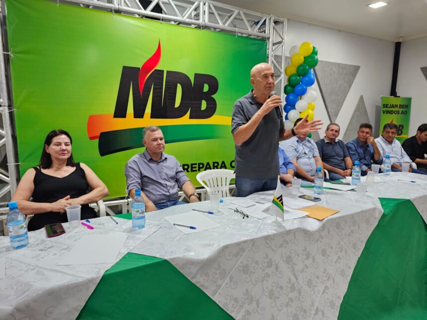 Confúcio Moura afirma que MDB tem meta para aumentar a participação de mulheres nos seus diretórios, durante encontro do partido, em Rolim de Moura